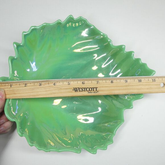 Lettuce Shaped Glass Bowl Green Iridescent Cabbage Leaf Vintage Dish - Picture 8 of 11